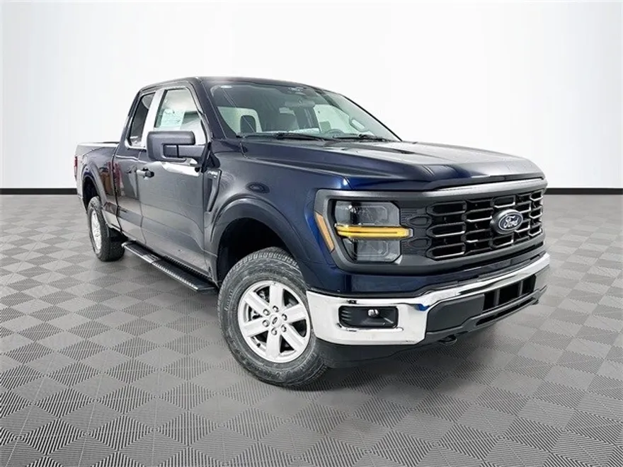2025 Ford F-150 XL photo 1