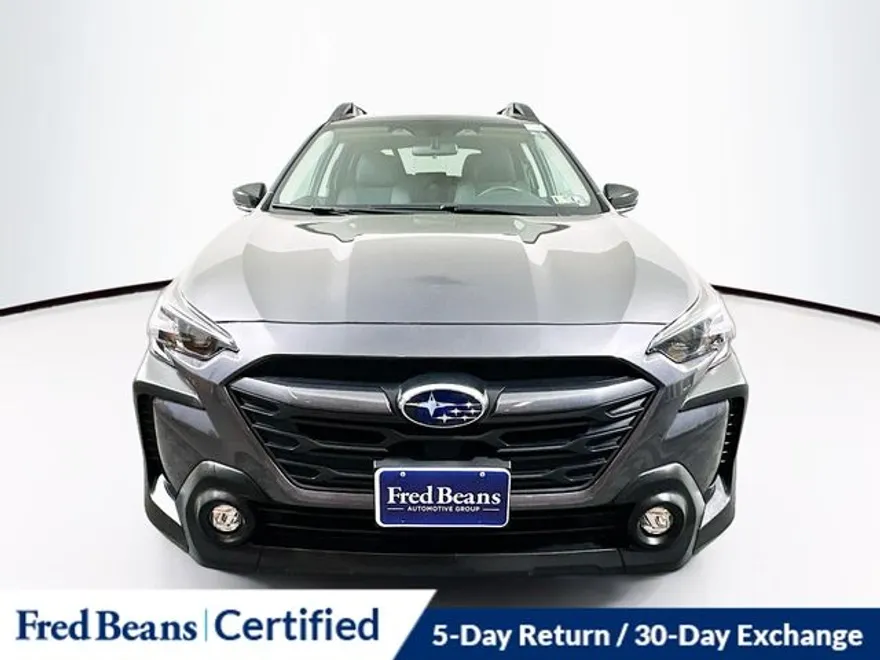 2025 Subaru Outback Premium photo 1