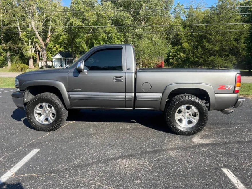 2000 Chevrolet Silverado 1500 photo 1