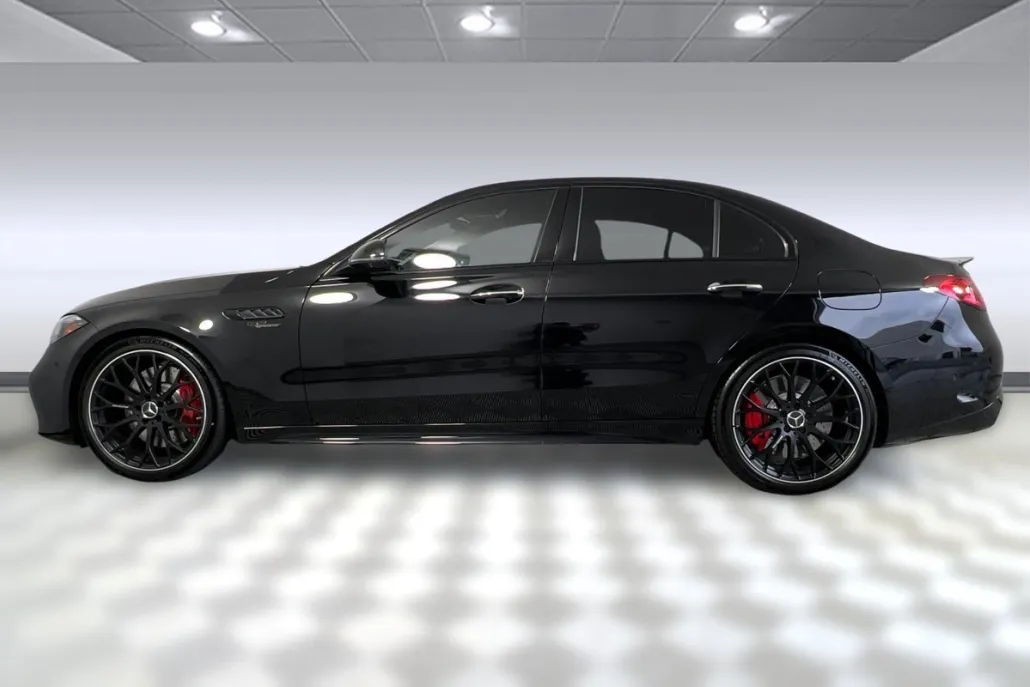 2025 Mercedes Benz C AMG 63 S E PERFORMANCE photo 1