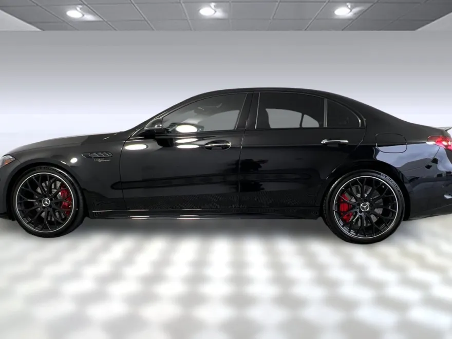 2025 Mercedes Benz C AMG 63 S E PERFORMANCE photo 1