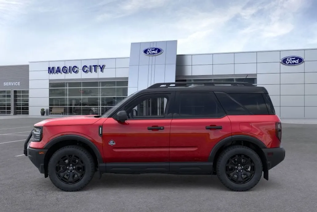2025 Ford Bronco Sport Outer Banks photo 1