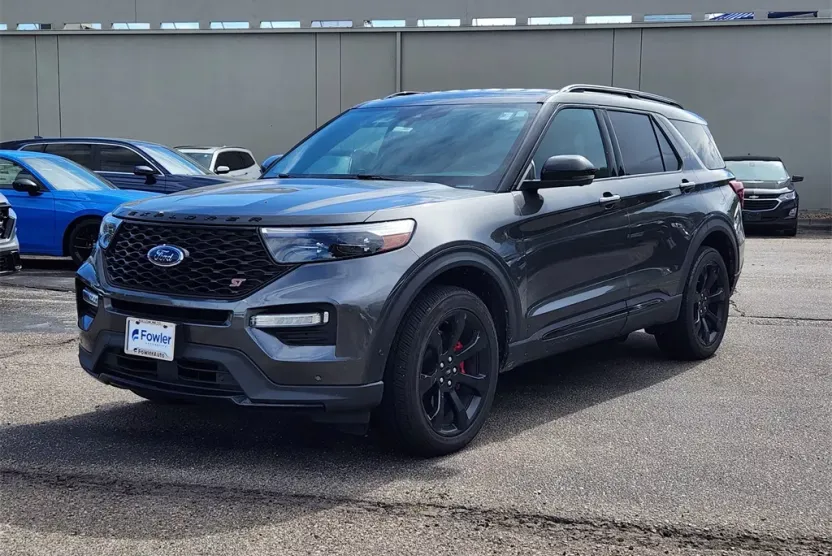 2020 Ford Explorer ST photo 1