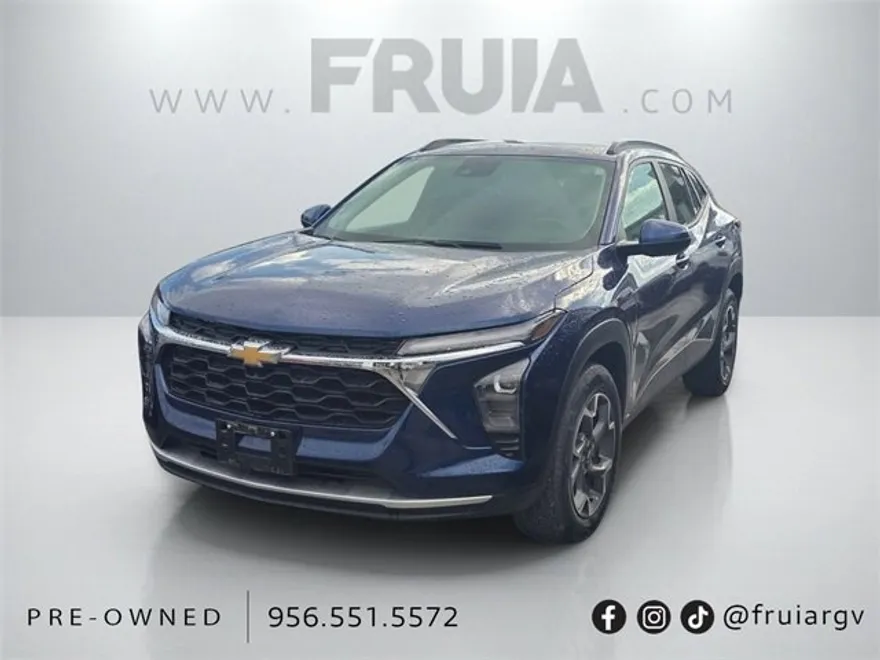 2024 Chevrolet Trax LT photo 1