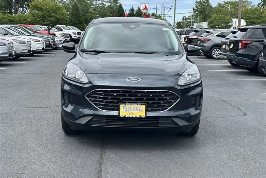 2022 Ford Escape SE photo 1