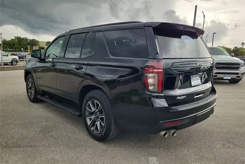 2023 Chevrolet Tahoe Z71 photo 1