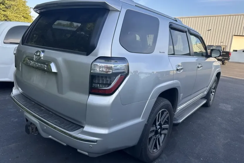 2014 Toyota 4Runner Limited photo 1