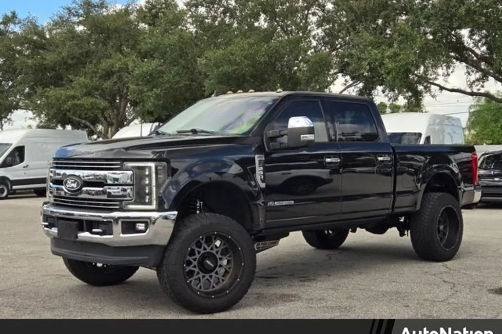 2019 Ford F-250 Lariat photo 1