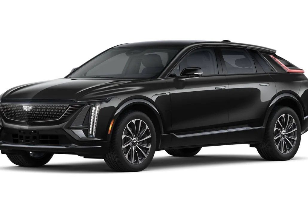 2026 Cadillac Lyriq Sport photo 1