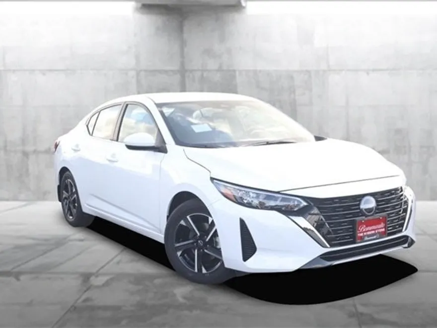 2025 Nissan Sentra SV photo 1