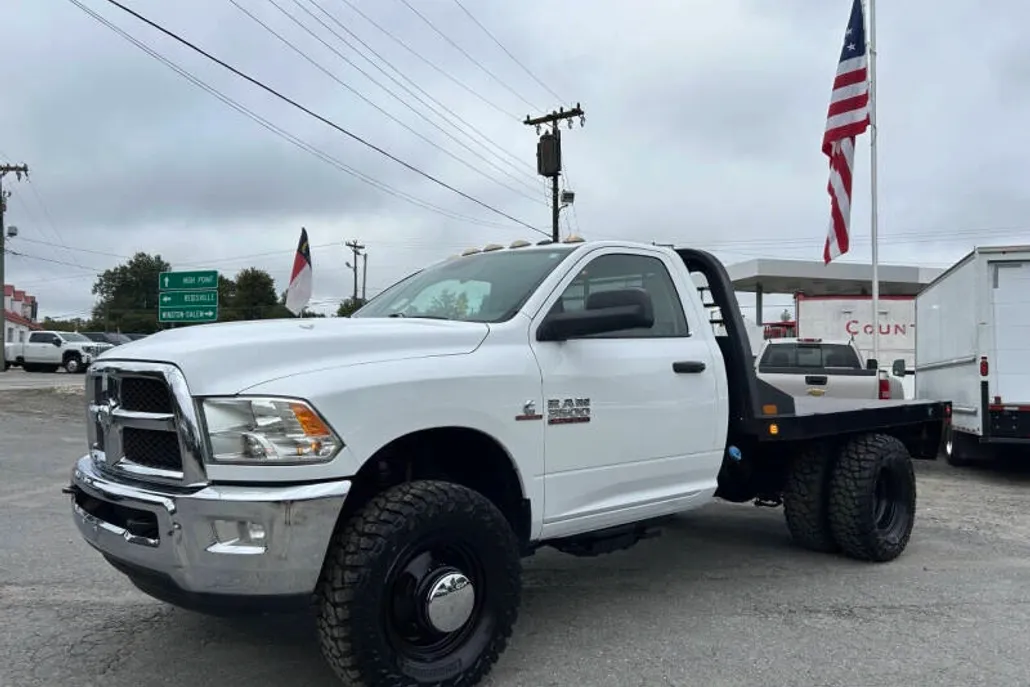 2017 Ram 3500 Tradesman photo 1