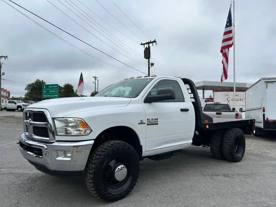 2017 Ram 3500 Tradesman photo 1