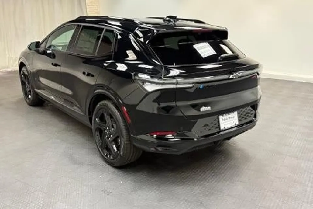 2025 Chevrolet Equinox RS photo 1