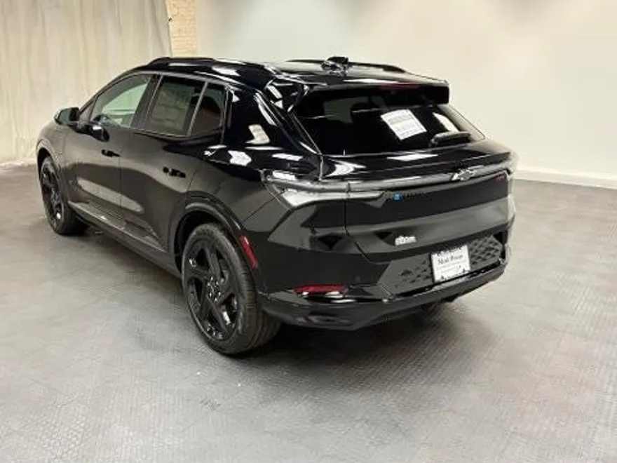 2025 Chevrolet Equinox RS photo 1