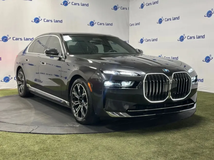 2024 Bmw i7 xDrive60 photo 1
