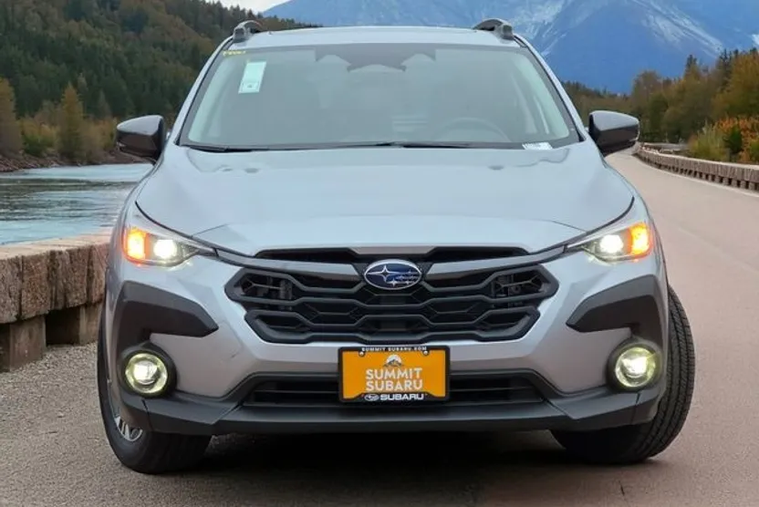 2025 Subaru Crosstrek Premium photo 1