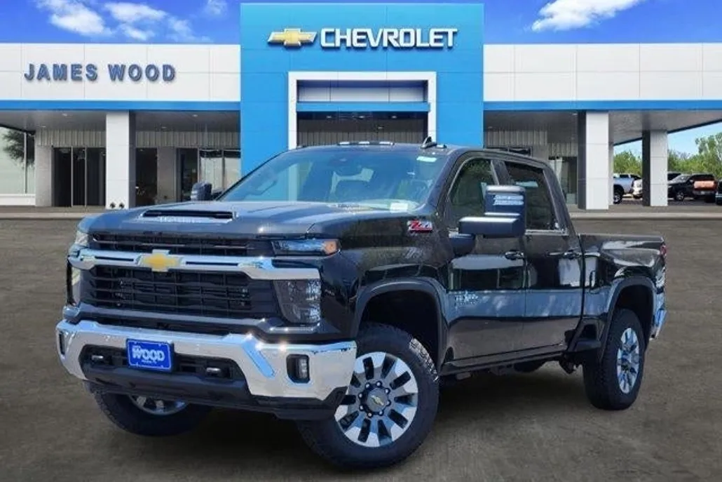 2025 Chevrolet Silverado 2500HD LT photo 1