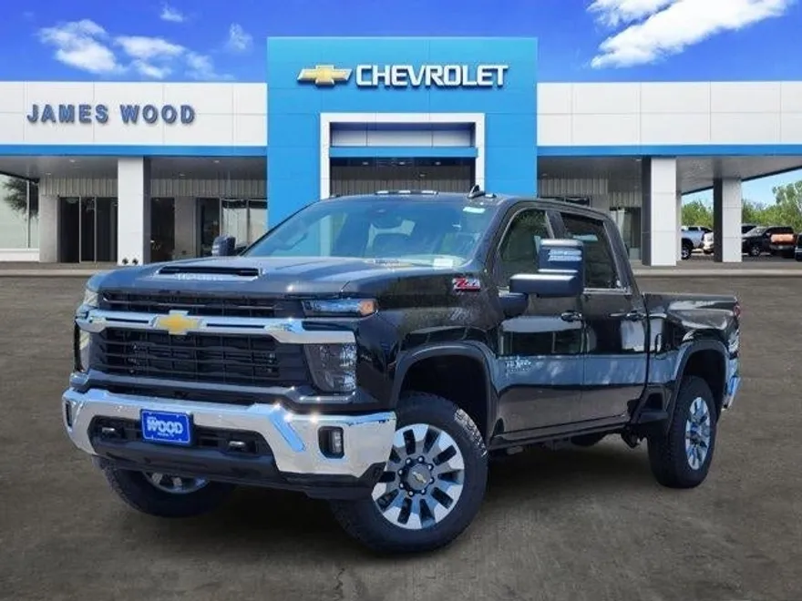 2025 Chevrolet Silverado 2500HD LT photo 1