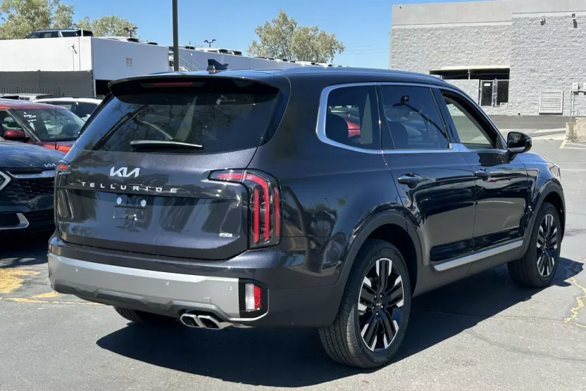 2025 Kia Telluride SX Prestige photo 1