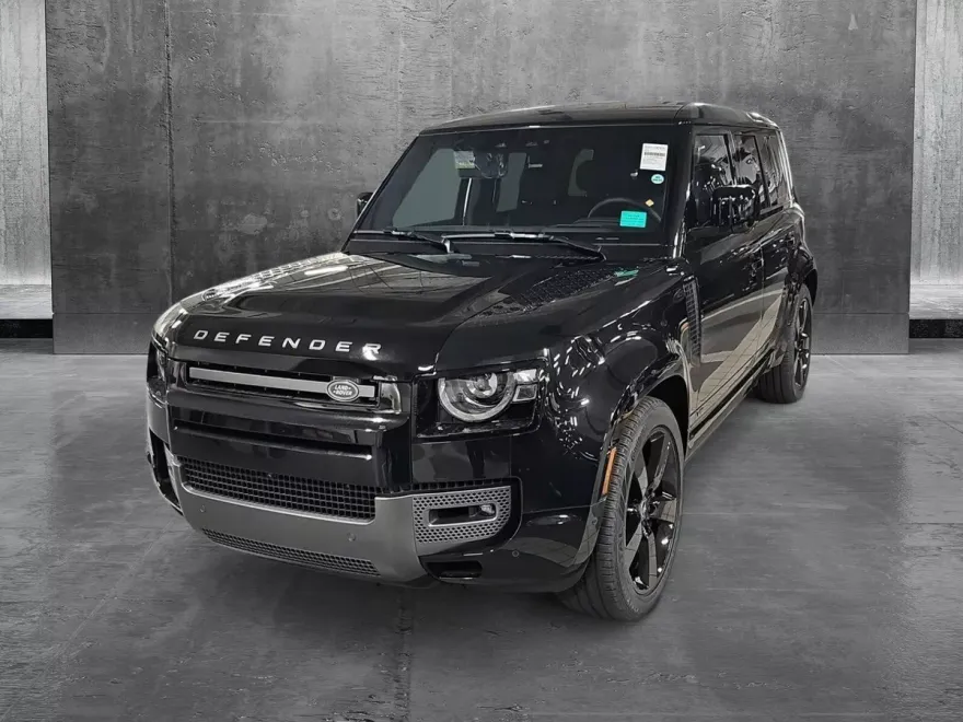 2025 Land Rover Defender 110 V8 photo 1