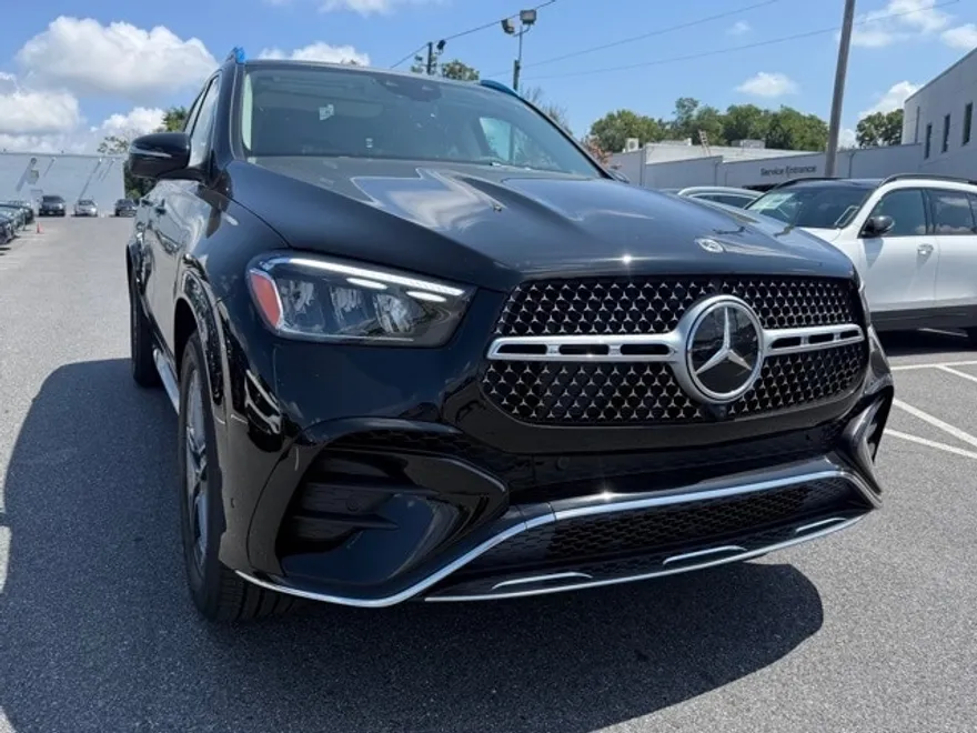2026 Mercedes Benz GLE 450 4MATIC photo 1