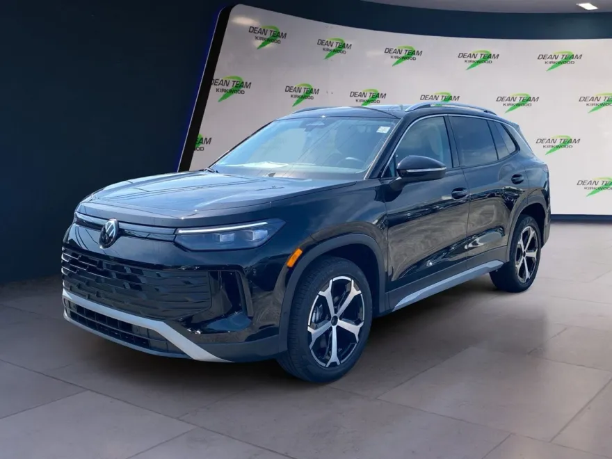 2025 Volkswagen Tiguan SE photo 1