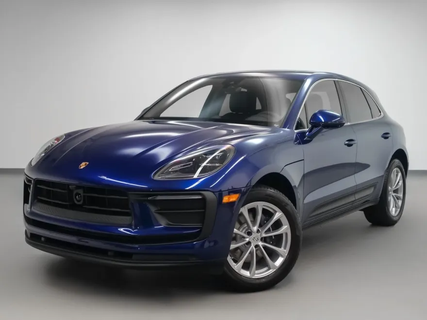 2025 Porsche Macan photo 1