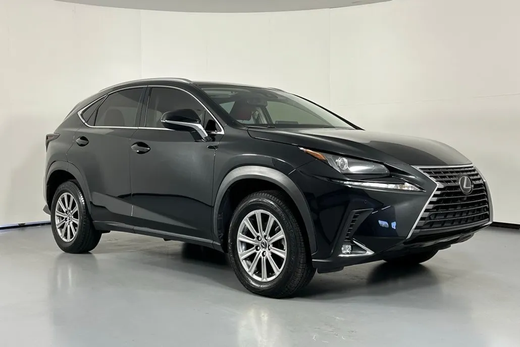 2020 Lexus NX 300 photo 1