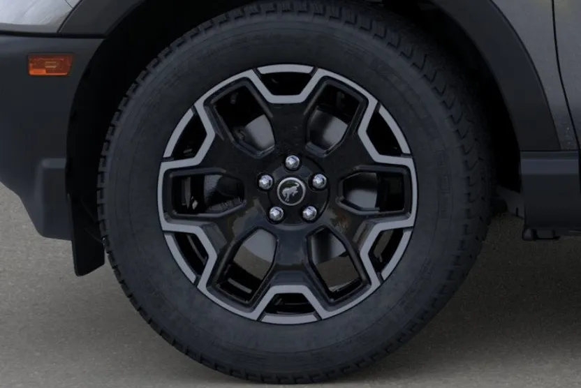 2025 Ford Bronco Sport Outer Banks photo 13