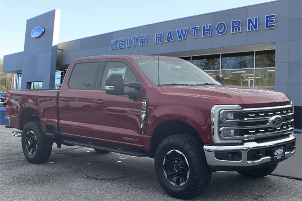 2025 Ford F-350 Lariat photo 1