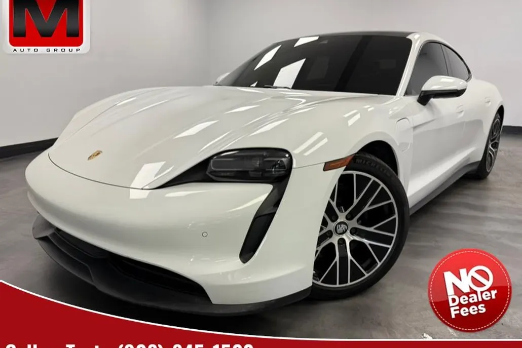 2021 Porsche Taycan photo 1