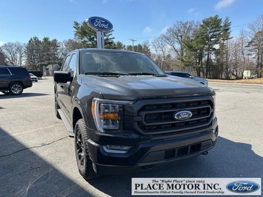 2023 Ford F-150 XLT photo 1