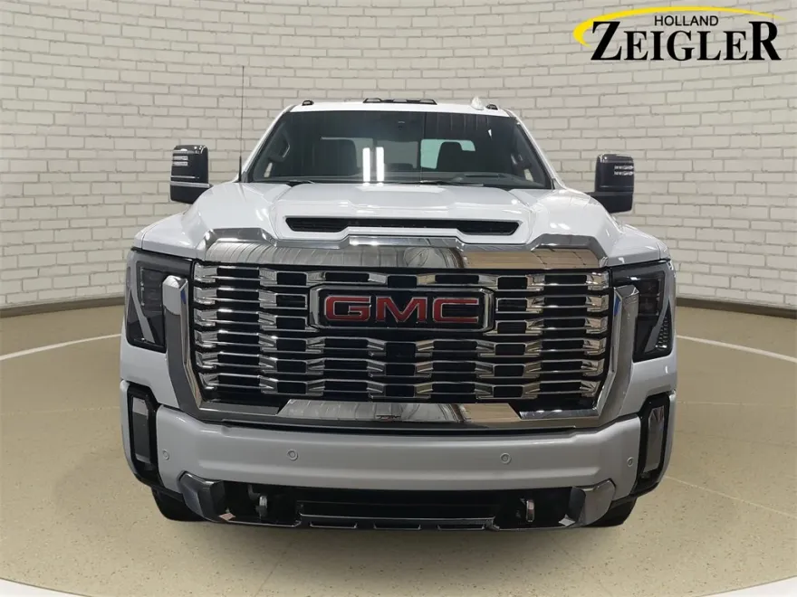 2026 Gmc Sierra 3500 HD Denali photo 1