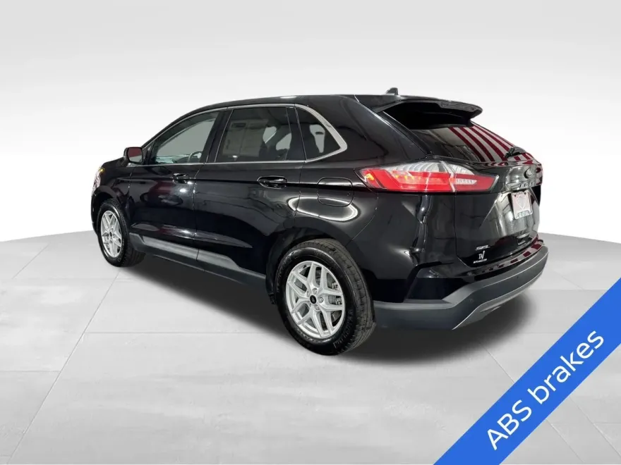 2024 Ford Edge SEL photo 1