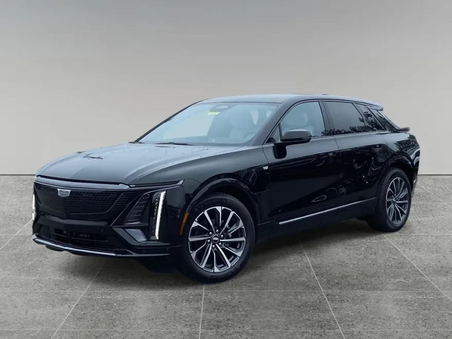 2025 Cadillac Lyriq Sport photo 1