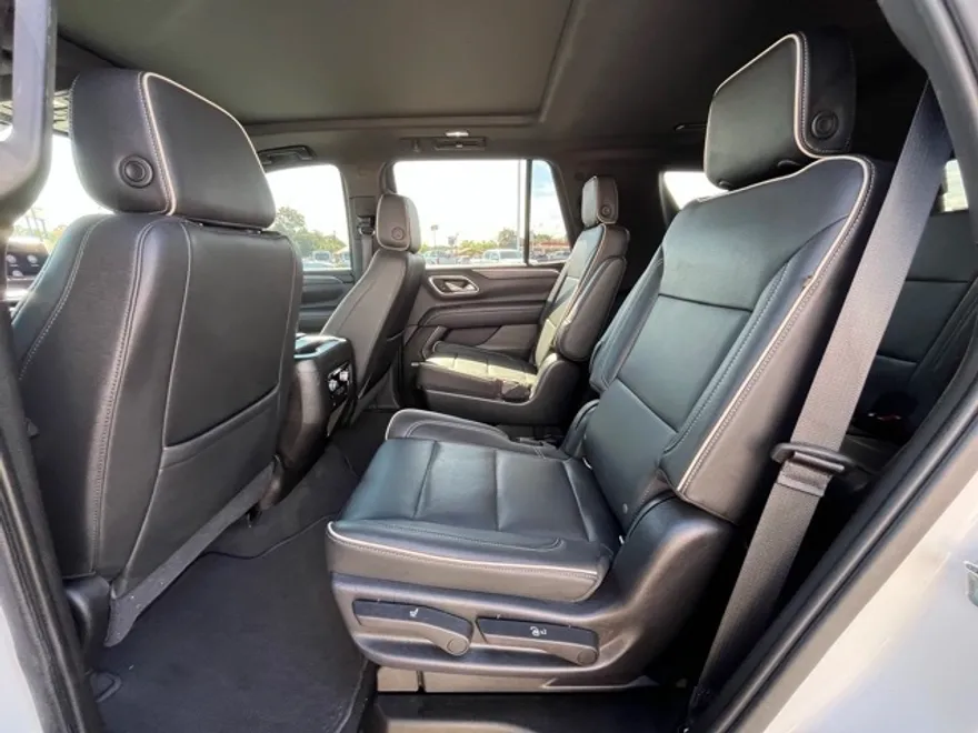 2021 Gmc Yukon SLT photo 1