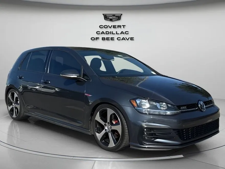 2018 Volkswagen Golf GTI S photo 1