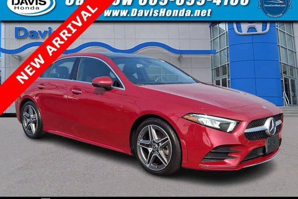 2022 Mercedes Benz A 220 4MATIC photo 1