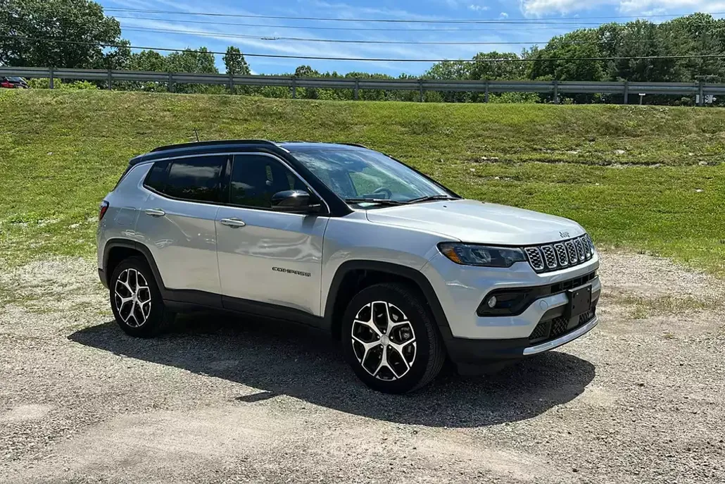 2024 Jeep Compass Limited photo 1