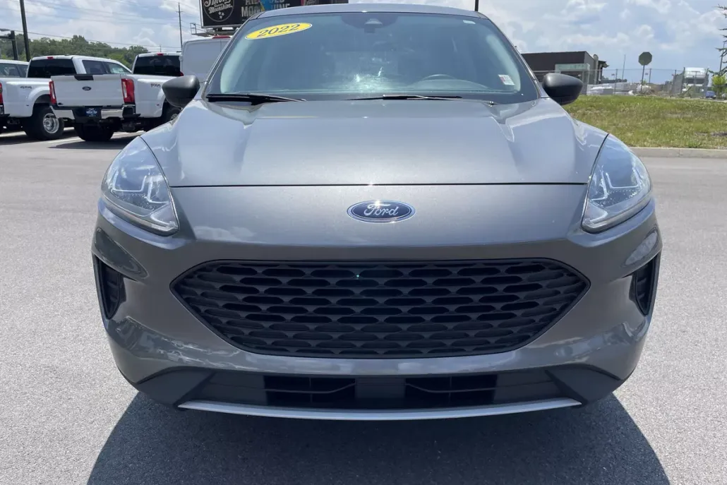2022 Ford Escape S photo 1
