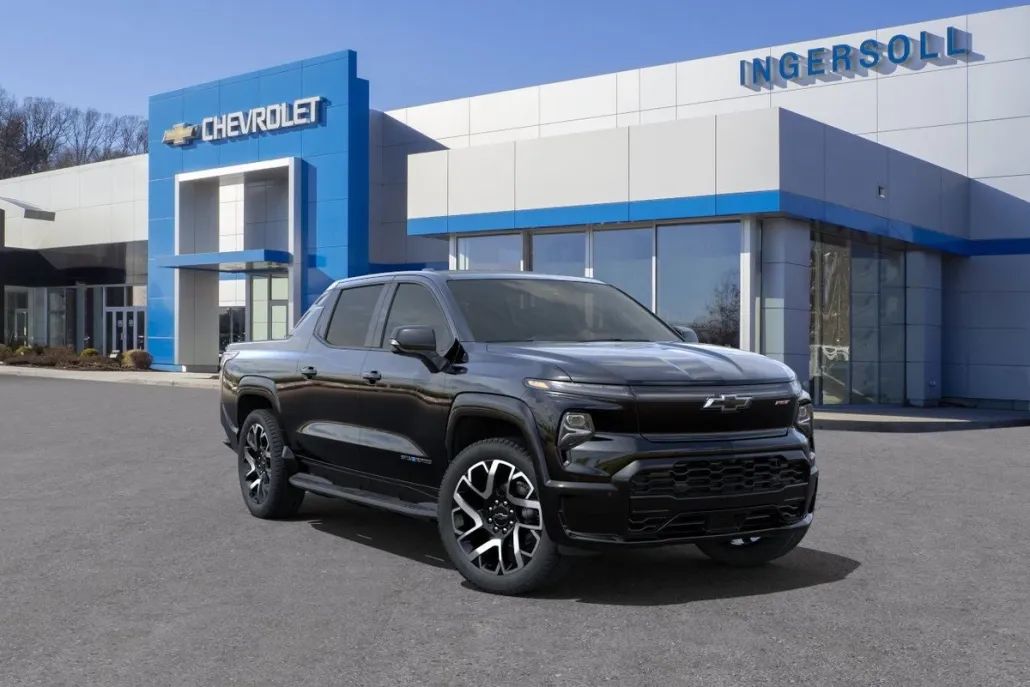 2025 Chevrolet Silverado EV RST photo 1