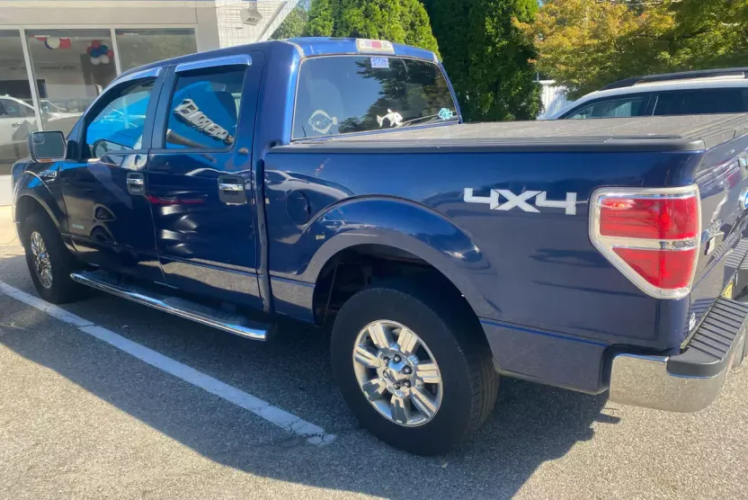 2012 Ford F-150 XLT photo 1