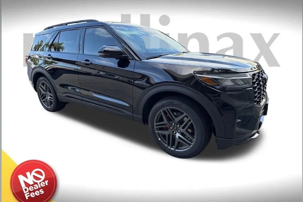 2025 Ford Explorer ST photo 1