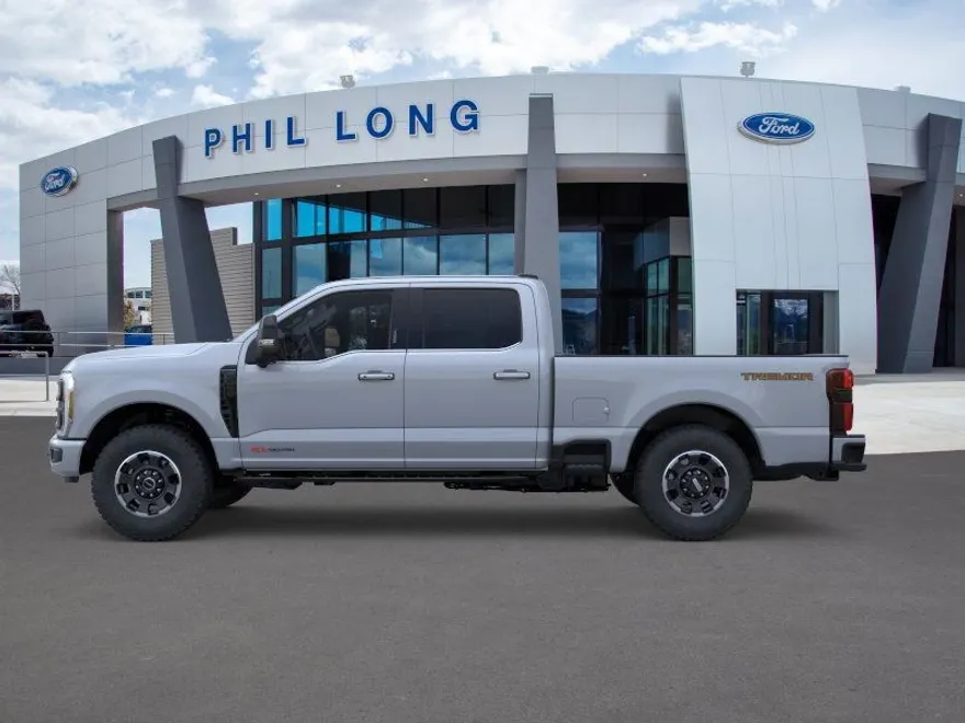 2026 Ford F-250 Platinum photo 1