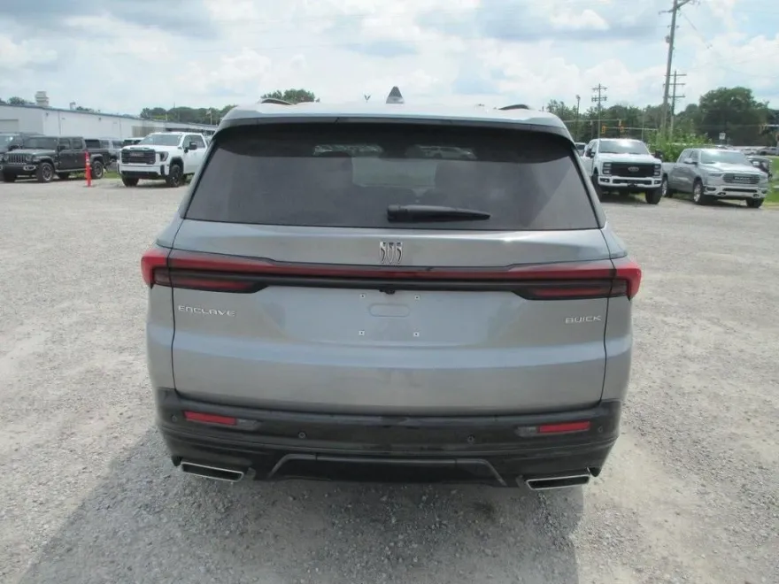 2026 Buick Enclave Sport Touring photo 1