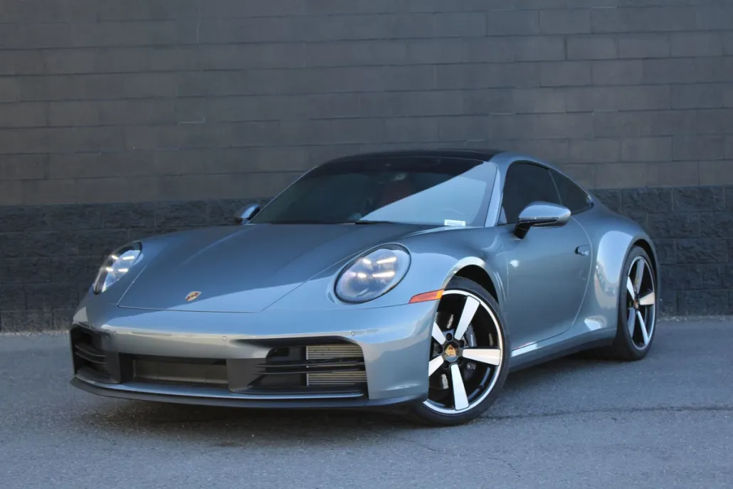 2025 Porsche 911 photo 1