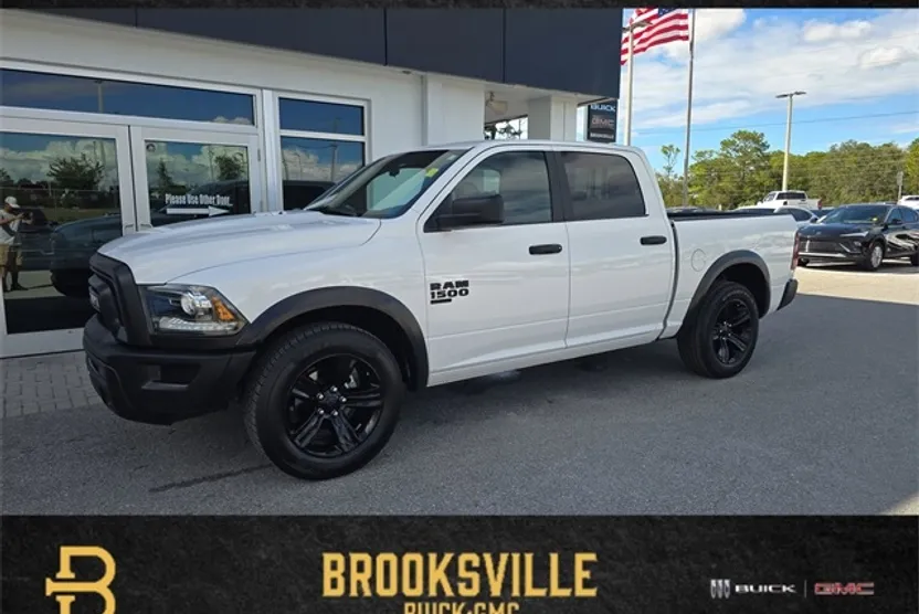2024 Ram 1500 SLT Warlock photo 1