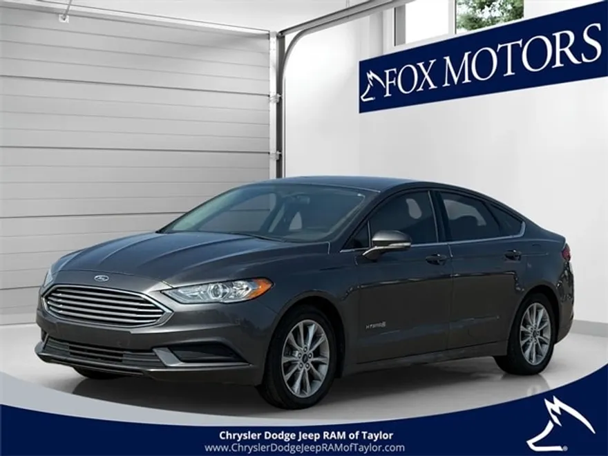 2017 Ford Fusion Hybrid SE photo 1