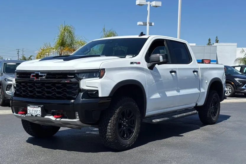 2022 Chevrolet Silverado 1500 ZR2 photo 1