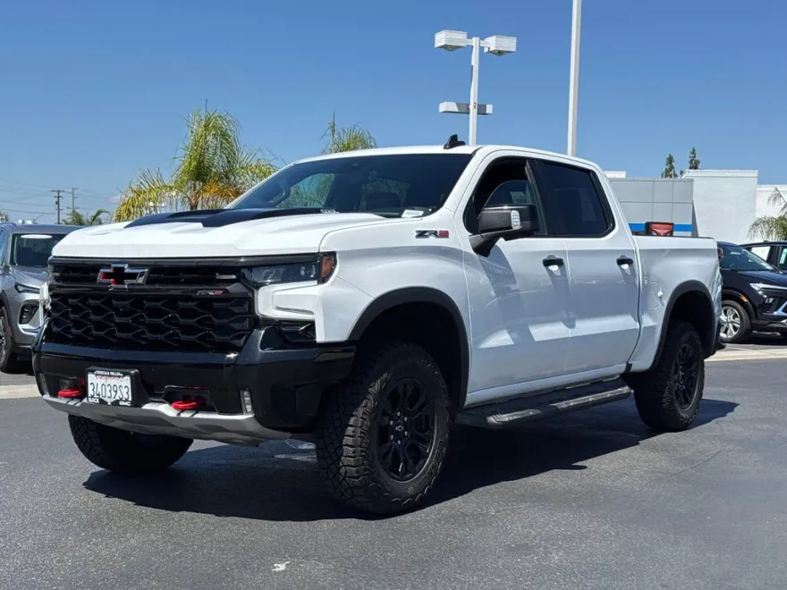 2022 Chevrolet Silverado 1500 ZR2 photo 1